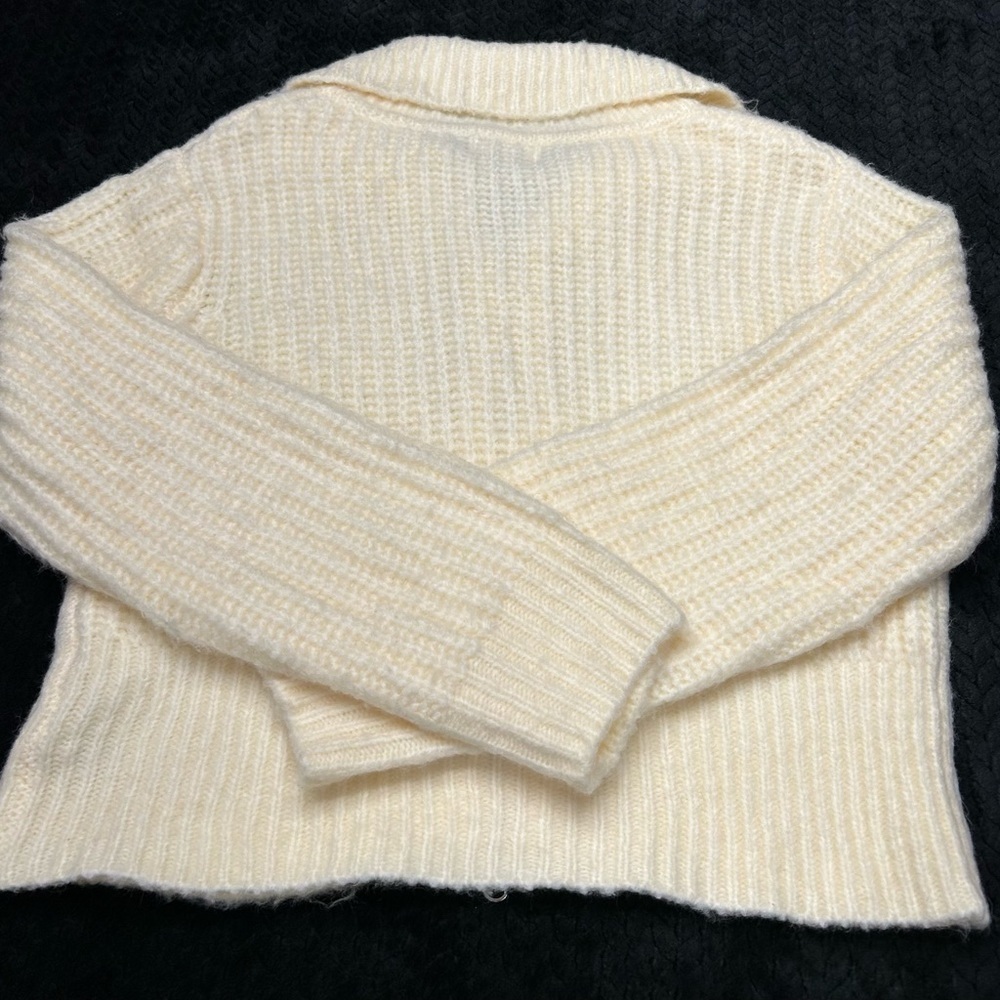 Universal Thread Ivory Cable Knit Cardigan Women’s L Full Zip SOFT FUZZY WARM - Picture 2 of 11